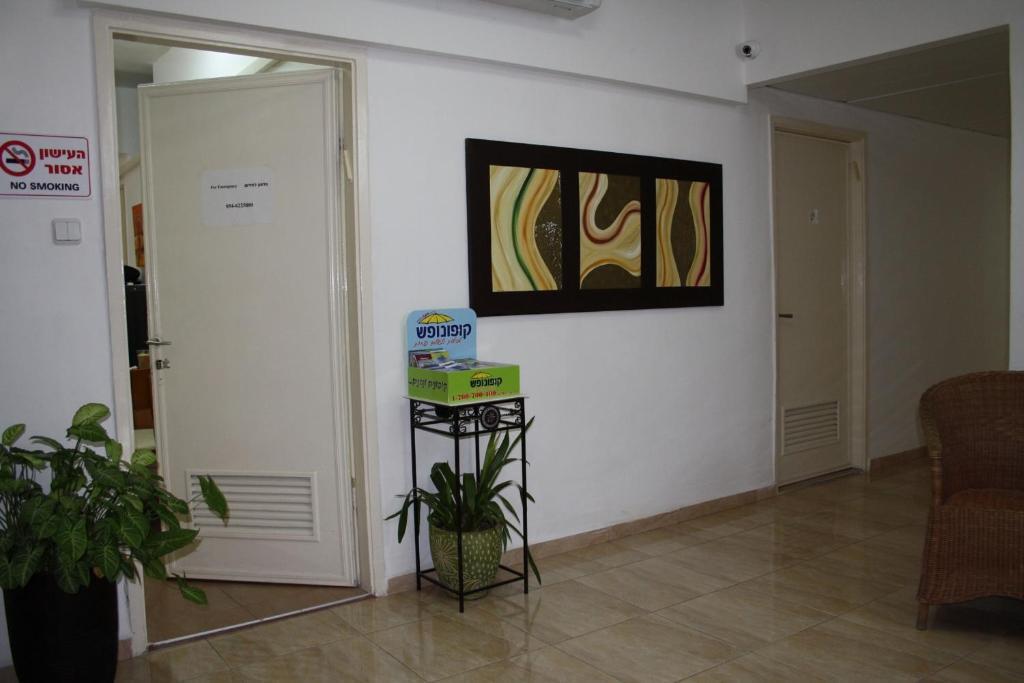 Ga'aton Motel Nahariya Esterno foto